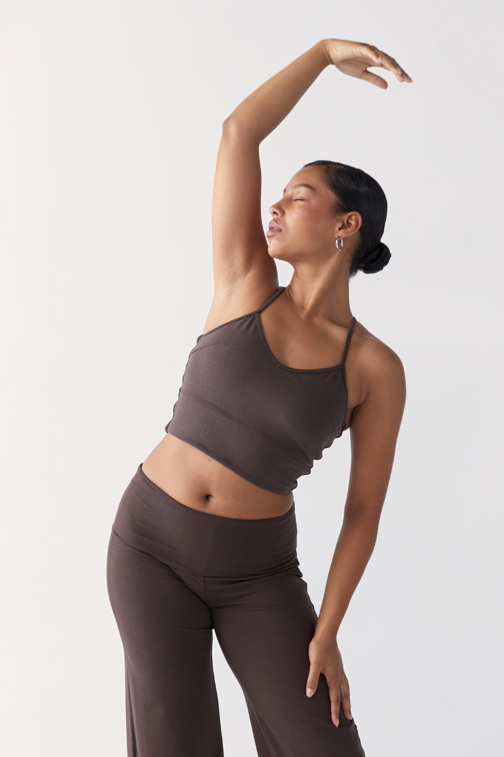 Pinky & Kamal – Flow Crop | Dark Brown