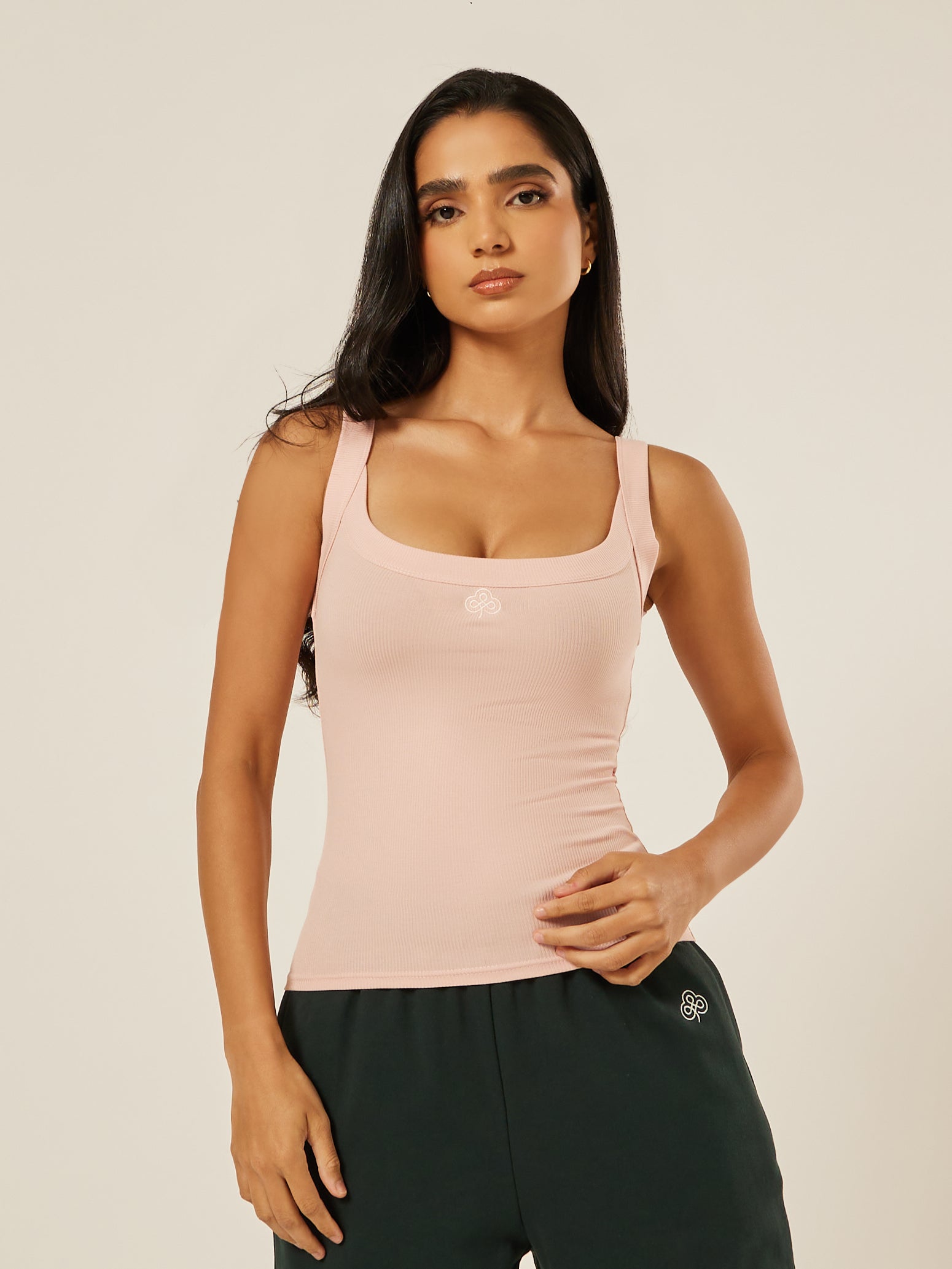 Be Athletica – Essential Everyday Scoop-Neck Tank Top