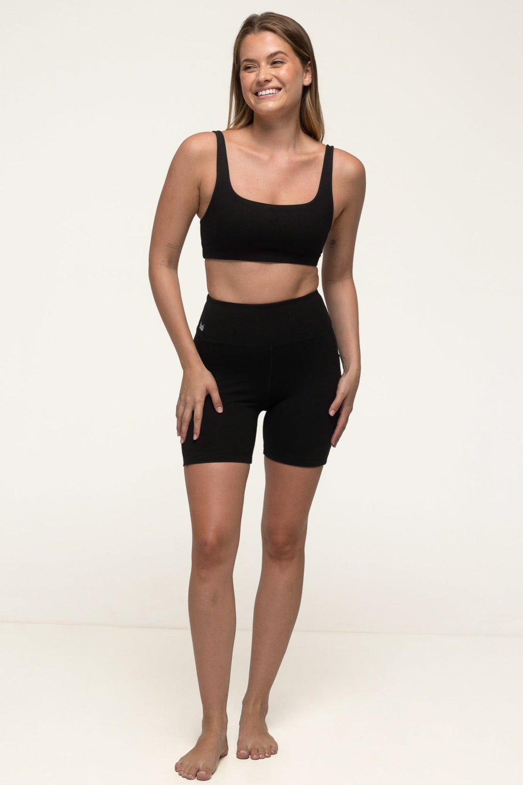 bai active – Square Up Top