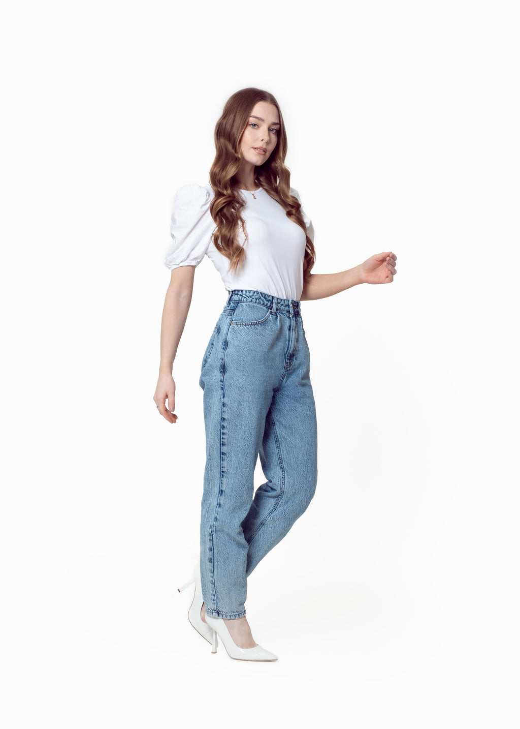 I AM DENIM – Straight Leg Jean with Hidden Adjustable Waist