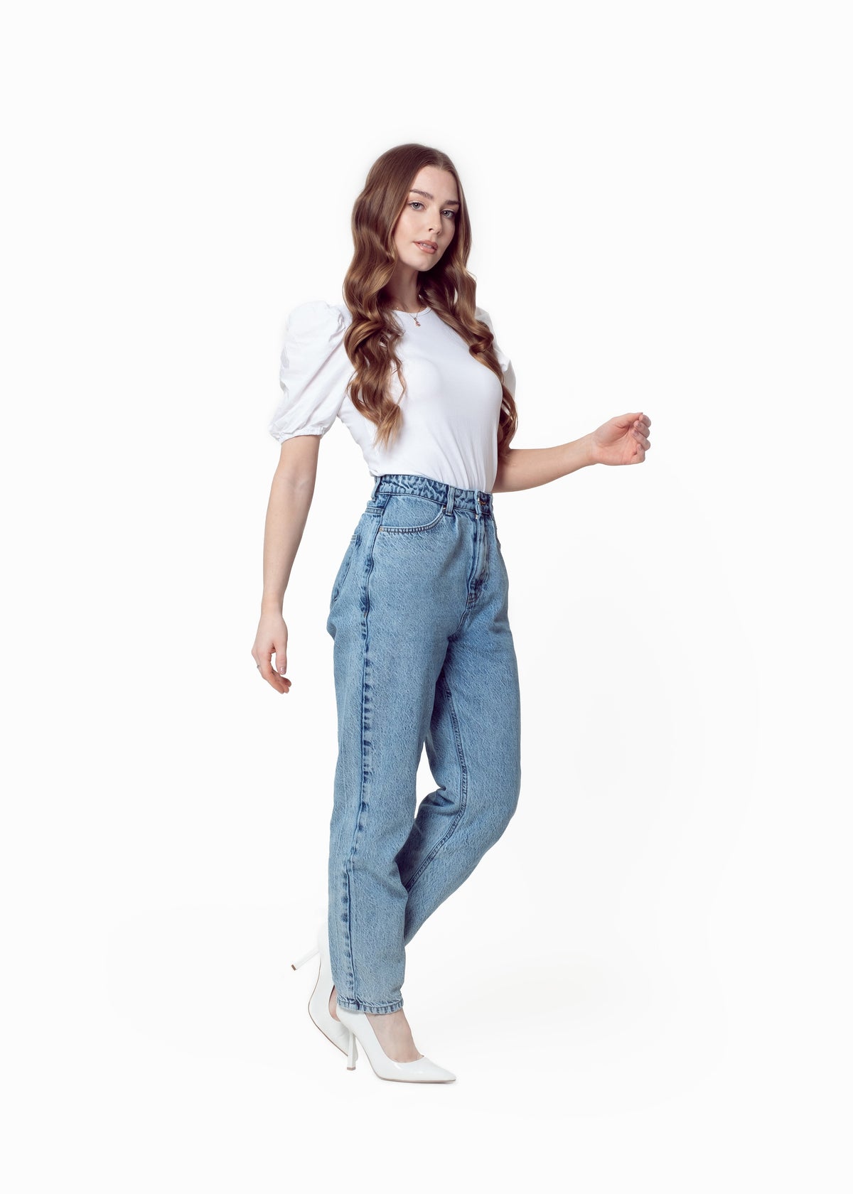 I AM DENIM – Straight Leg Jean with Hidden Adjustable Waist
